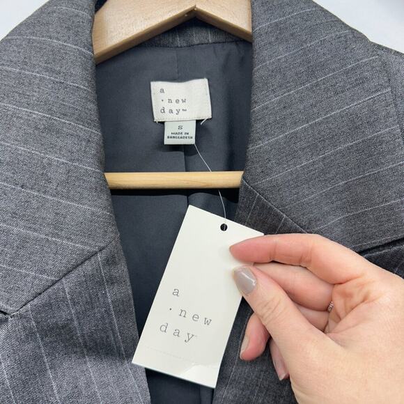 NEW A New Day Gray Pinstripe Striped Collared Blazer Jacket Small Professional - Picture 5 of 5
